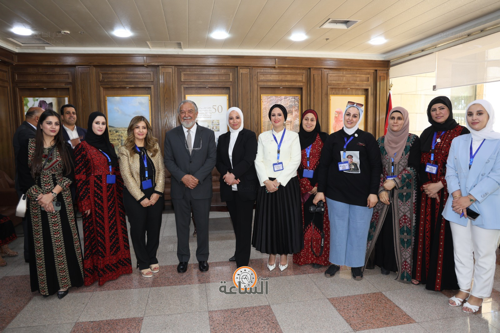 Madar Al-Saa Images 0.1816819152192557