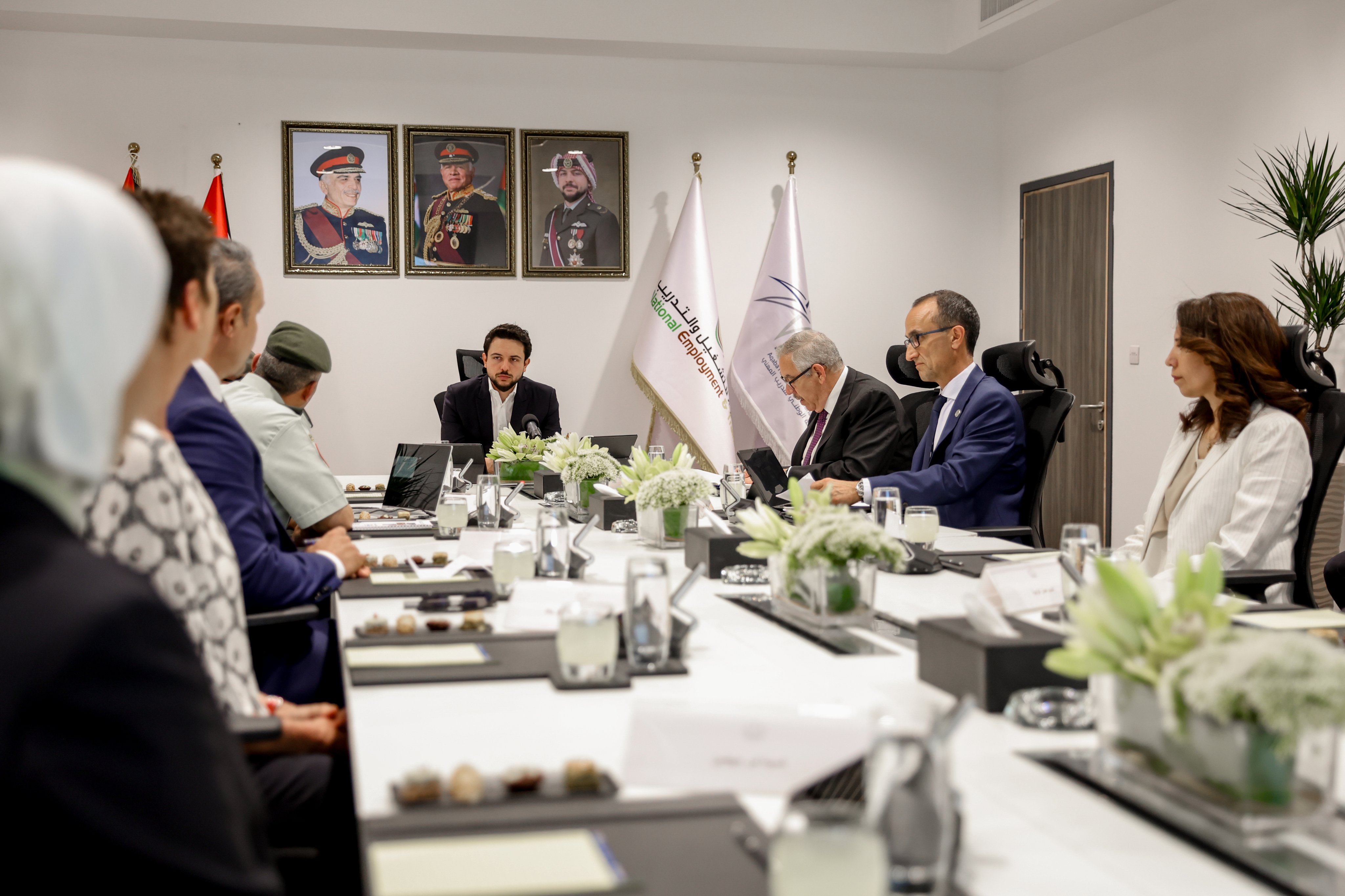 Madar Al-Saa Images 0.332753785663342