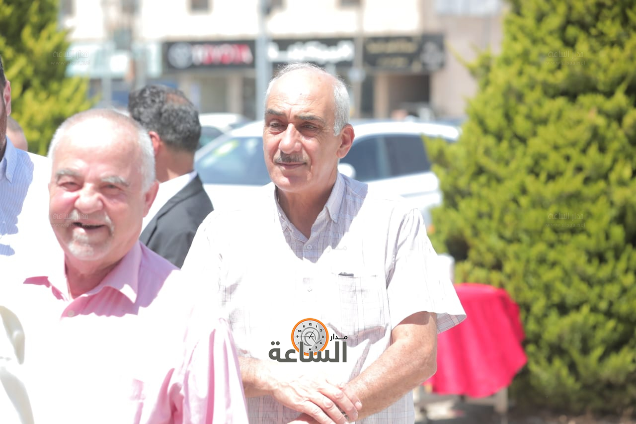 Madar Al-Saa Images 0.42154316709004114