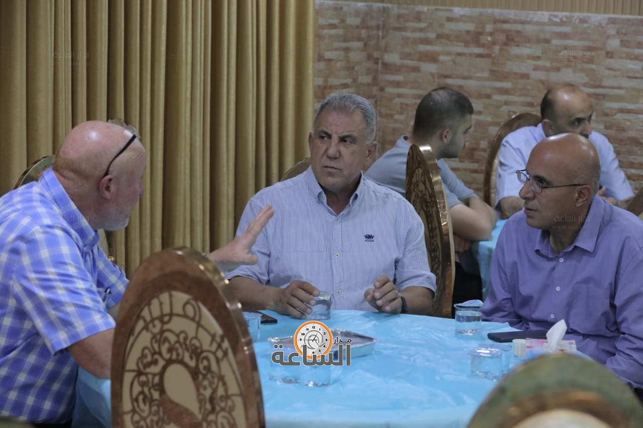 Madar Al-Saa Images 0.3110261702195921