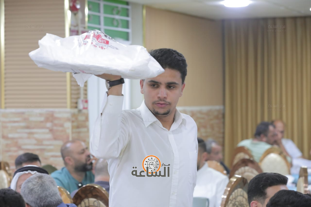 Madar Al-Saa Images 0.8609405434864625