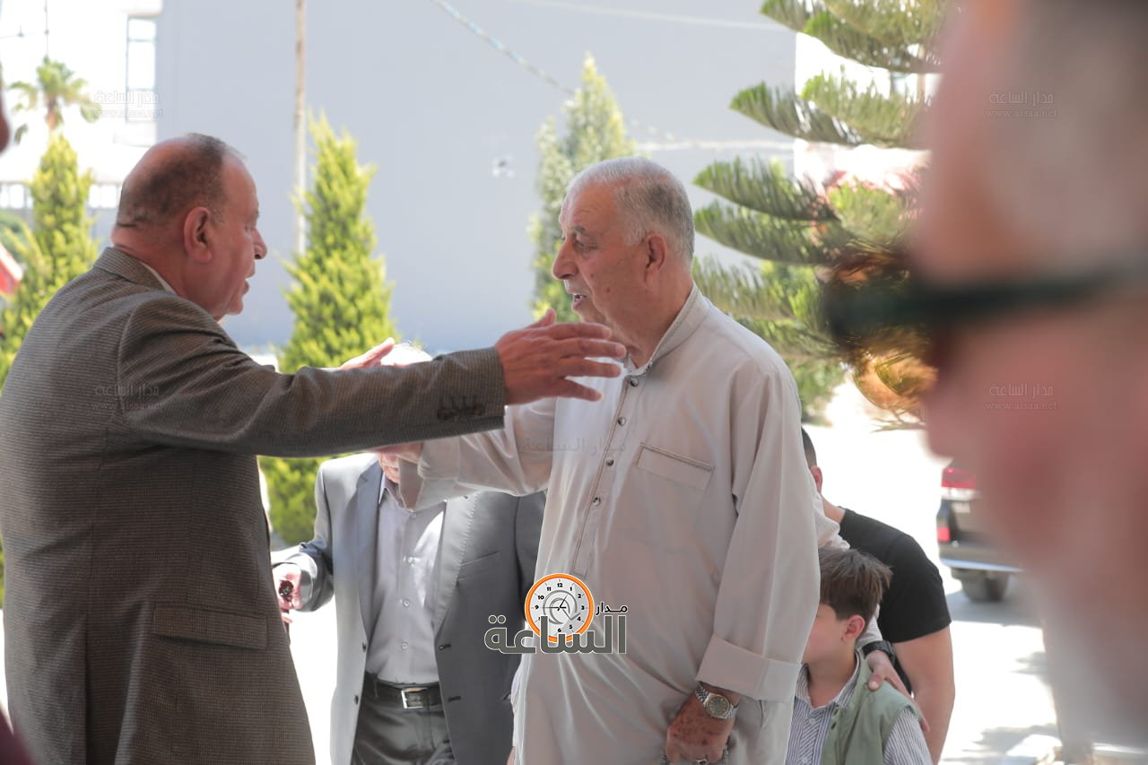 Madar Al-Saa Images 0.3791441866211901