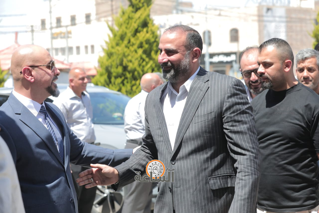 Madar Al-Saa Images 0.12497469613605217