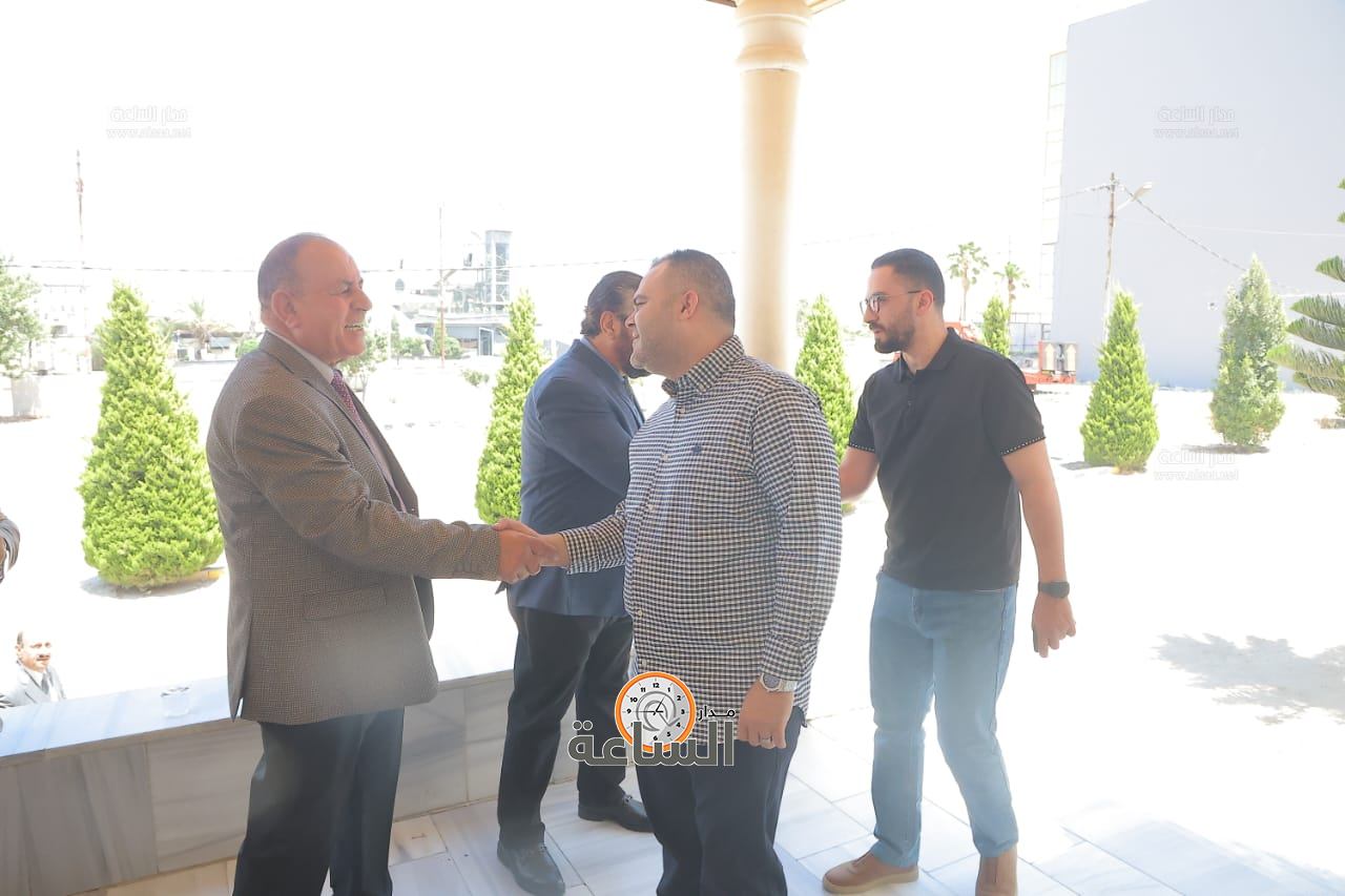 Madar Al-Saa Images 0.37659071566668145