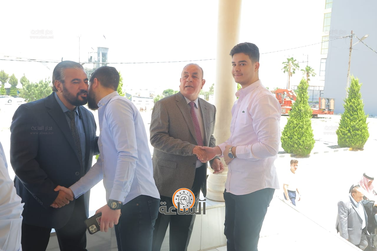 Madar Al-Saa Images 0.42300521915099476