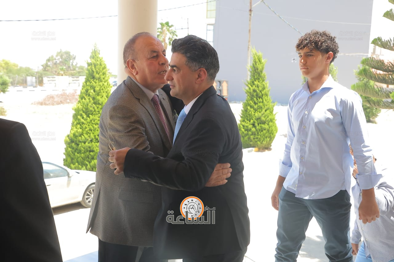 Madar Al-Saa Images 0.010074176576811644