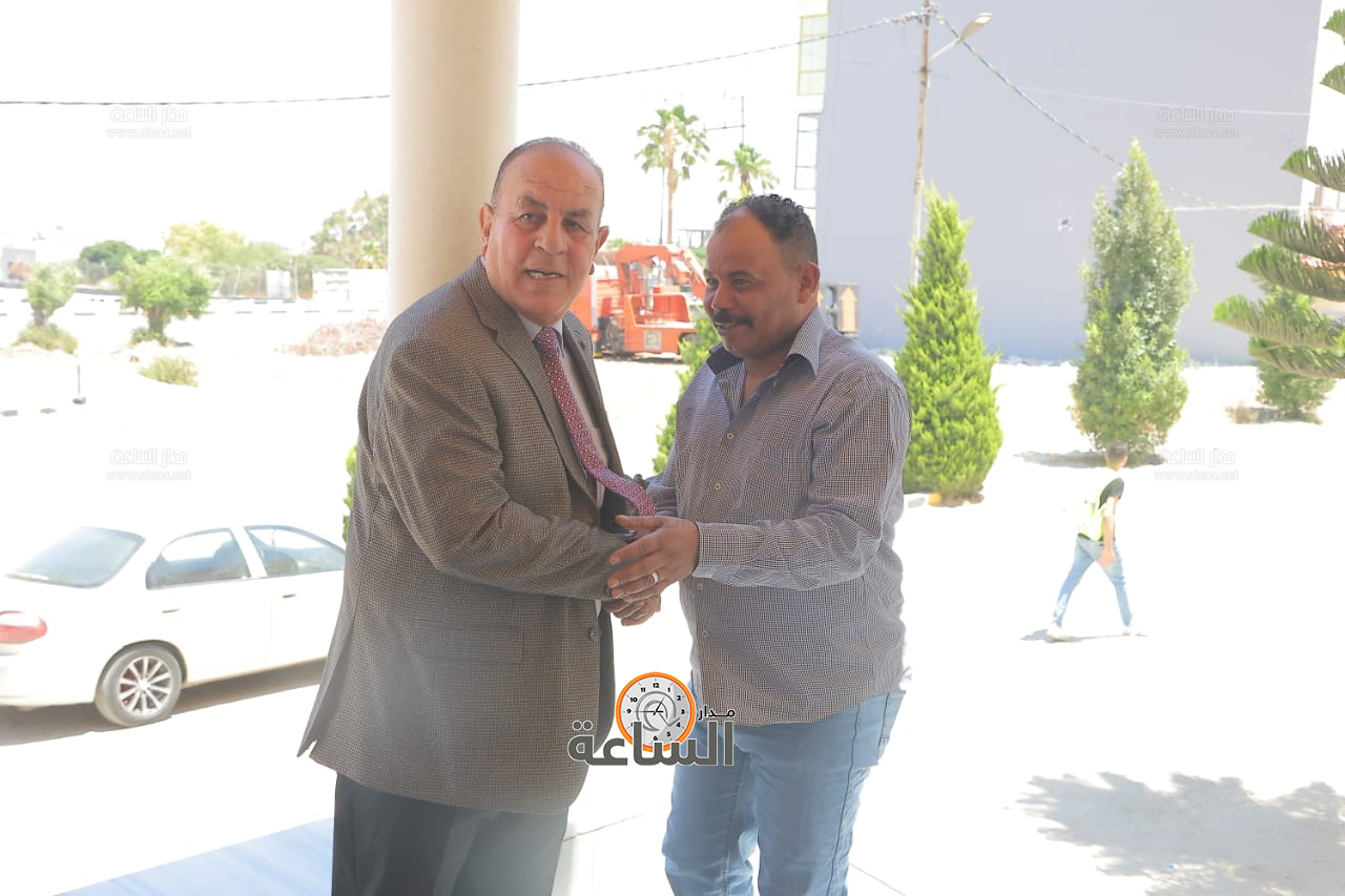 Madar Al-Saa Images 0.3211263082795536