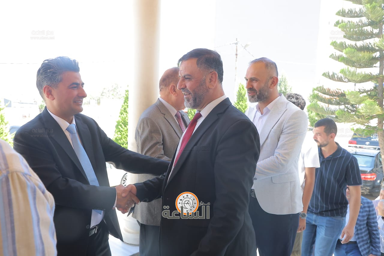 Madar Al-Saa Images 0.8276410634321045