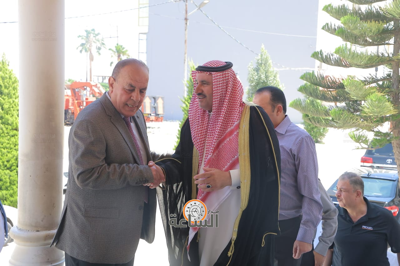 Madar Al-Saa Images 0.5454113274476483