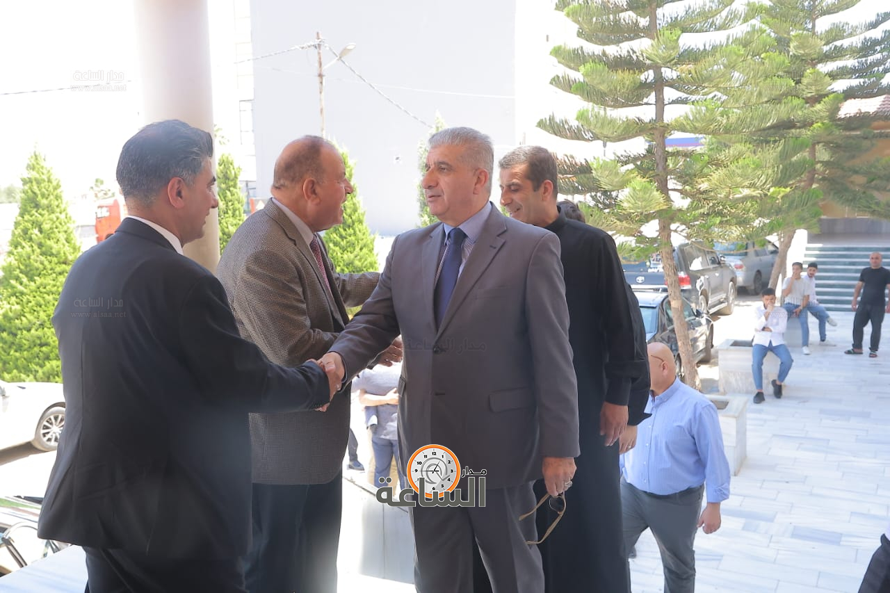 Madar Al-Saa Images 0.9952455386979105