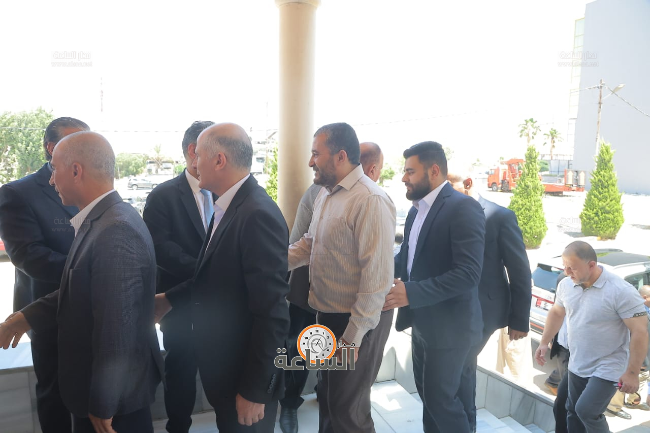 Madar Al-Saa Images 0.9614269877235037