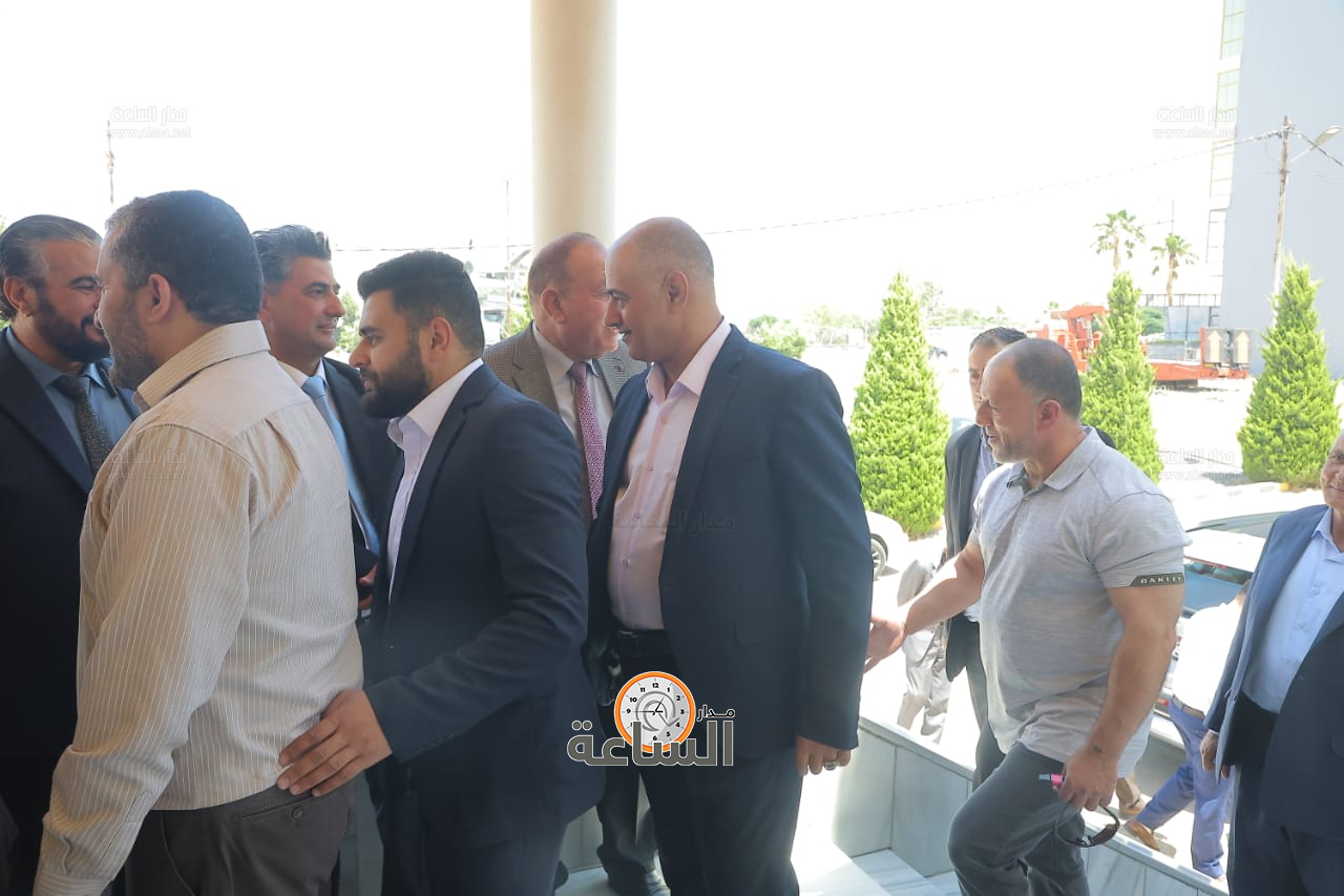 Madar Al-Saa Images 0.9360367704712417