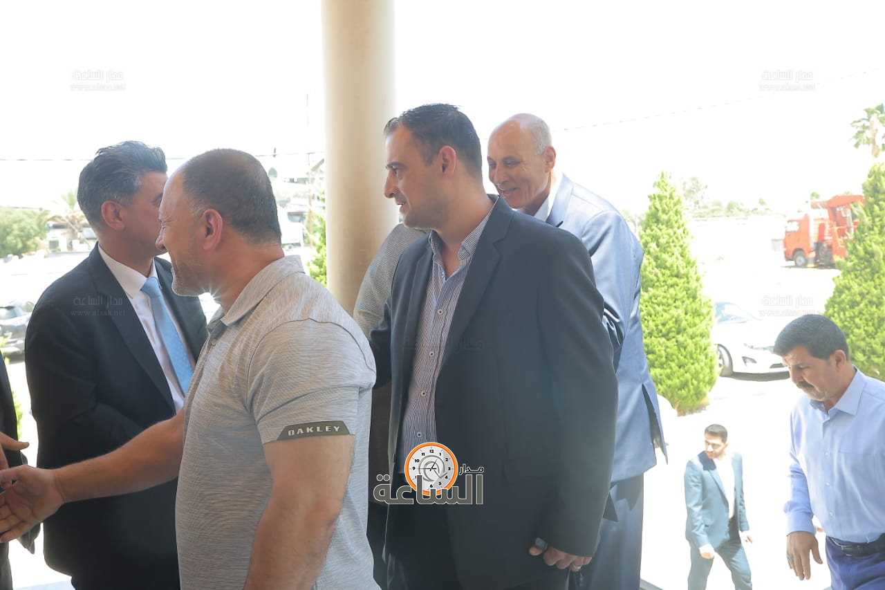 Madar Al-Saa Images 0.0009029552346857539