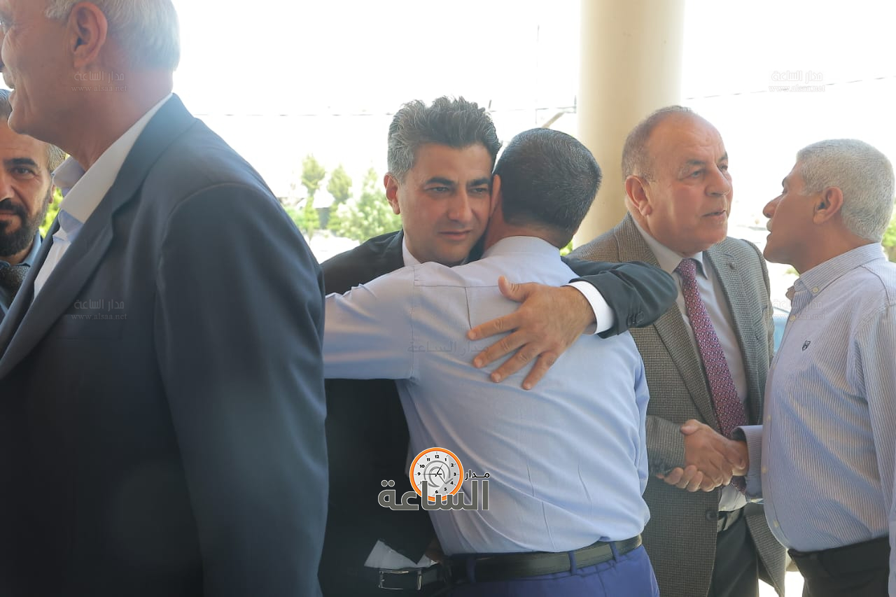 Madar Al-Saa Images 0.44127822984229736