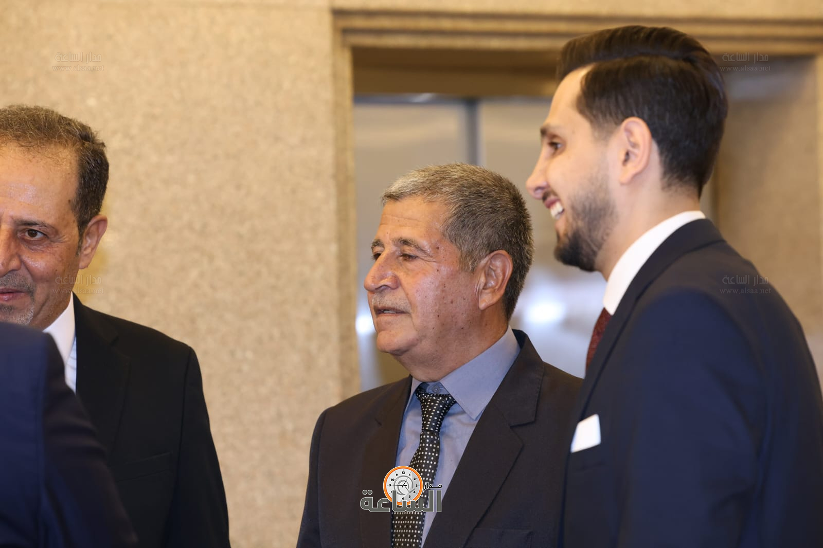 Madar Al-Saa Images 0.00016149010926325147