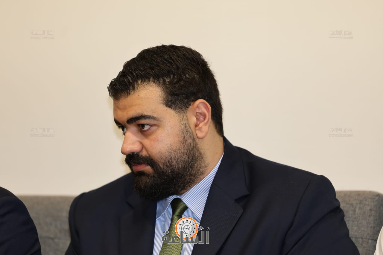 Madar Al-Saa Images 0.03811140915521971