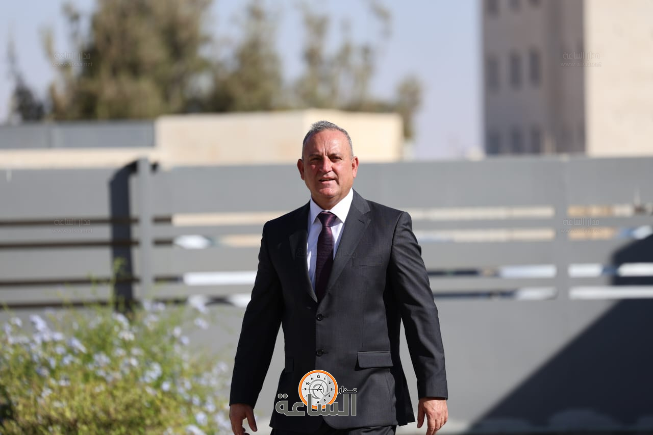 Madar Al-Saa Images 0.289935362903298