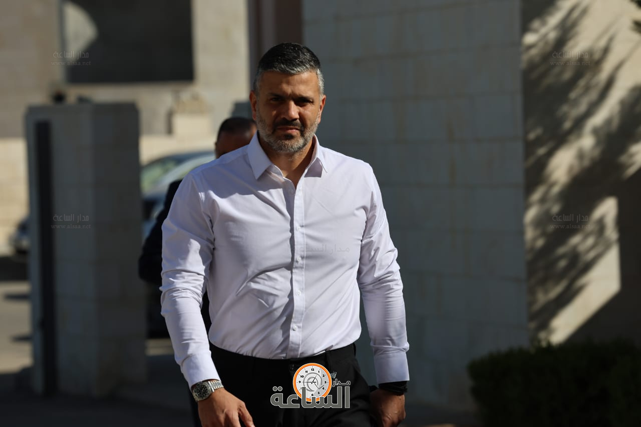 Madar Al-Saa Images 0.16695235641604855