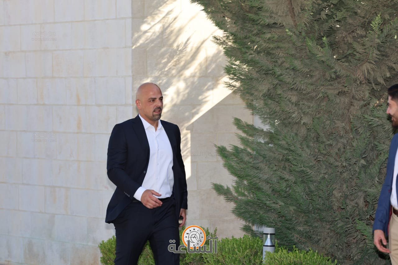 Madar Al-Saa Images 0.986144558622296