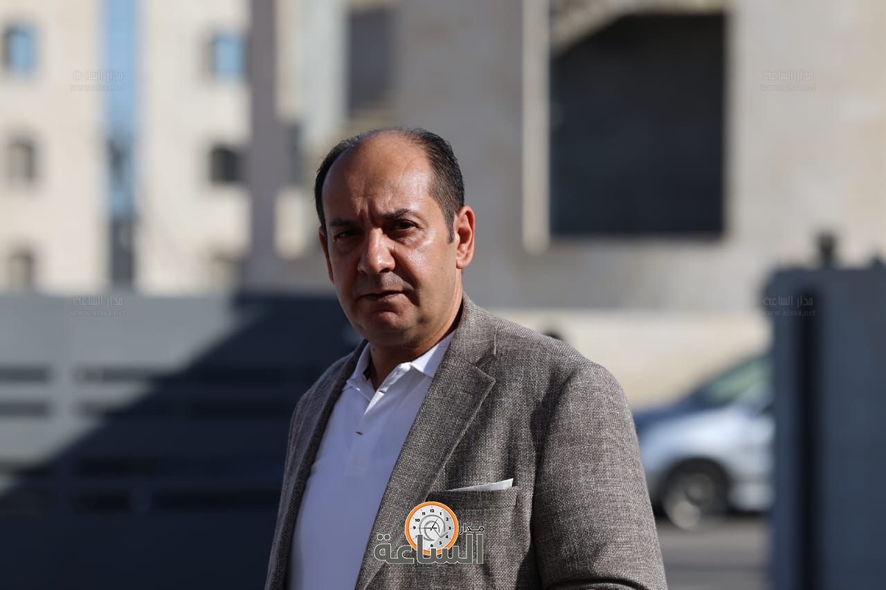 Madar Al-Saa Images 0.00391231494276334