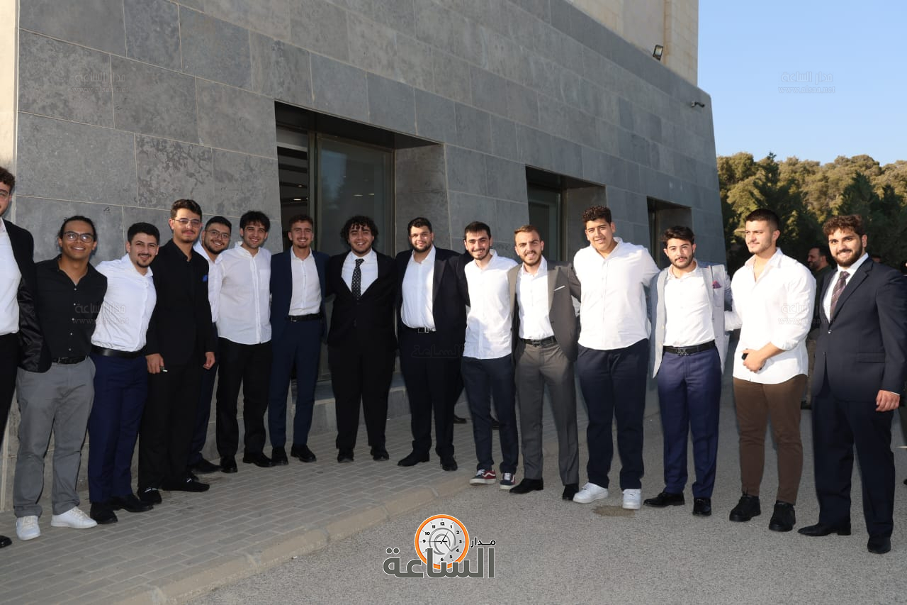 Madar Al-Saa Images 0.12599871439249422