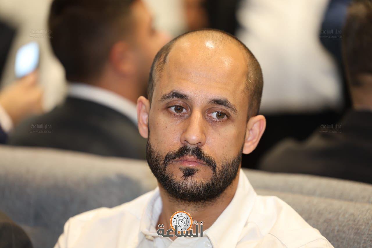 Madar Al-Saa Images 0.3537850934099136