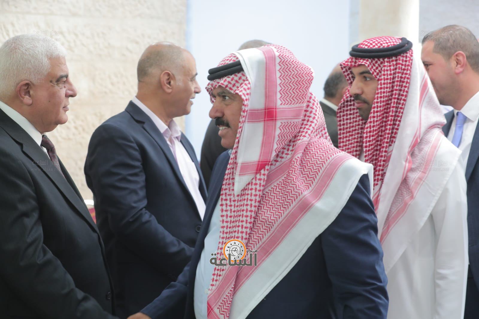 Madar Al-Saa Images 0.5441675229634392