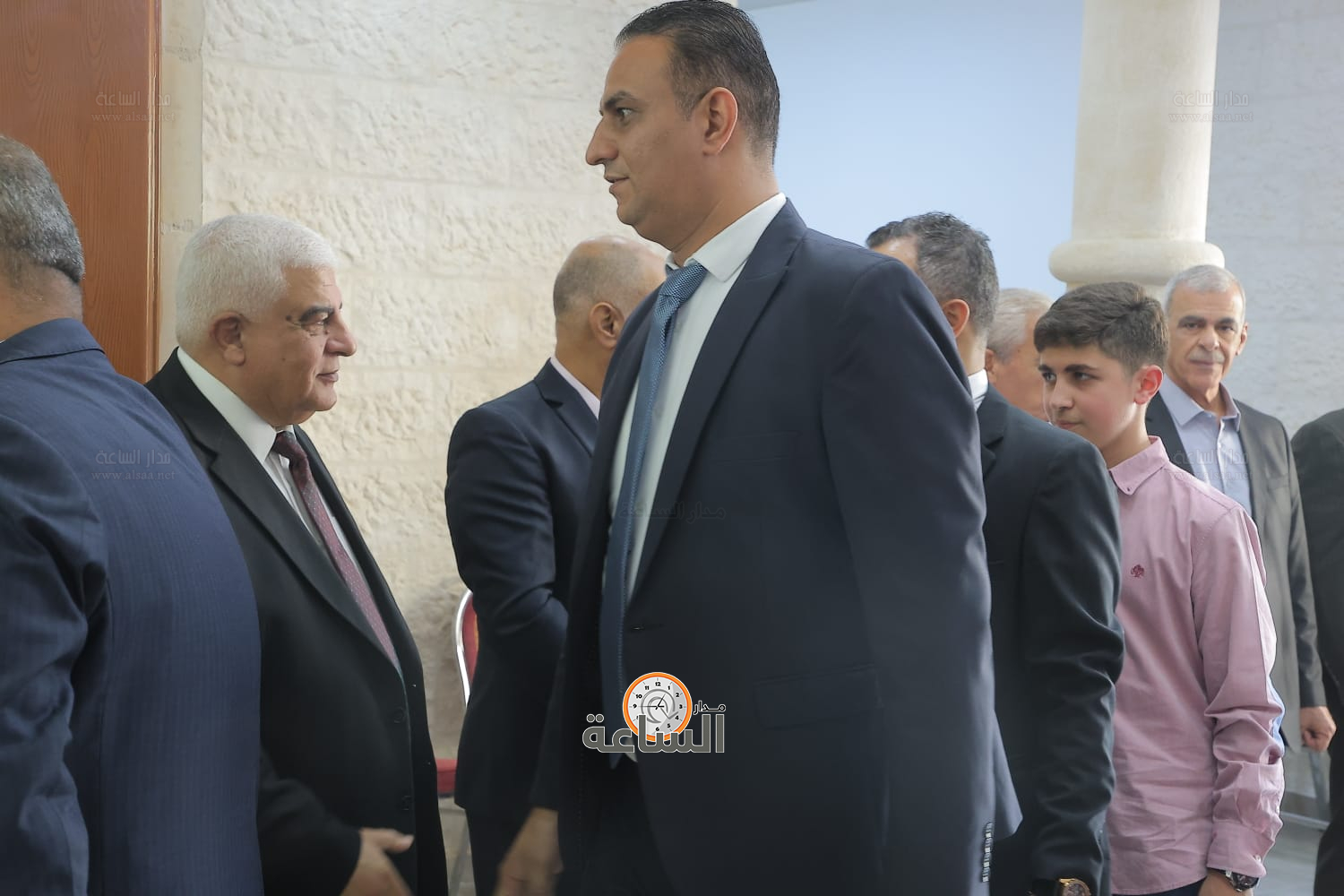 Madar Al-Saa Images 0.6527357379165931