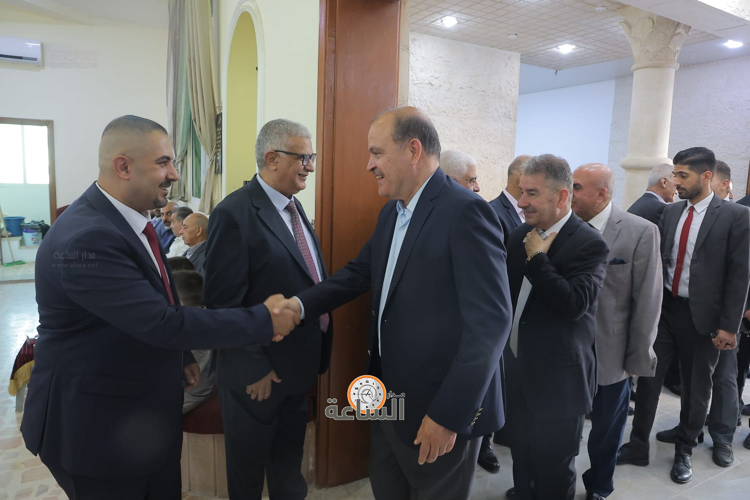 Madar Al-Saa Images 0.6537820347285623