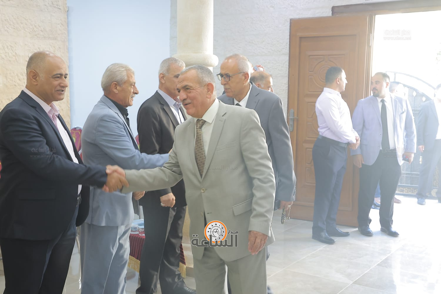 Madar Al-Saa Images 0.11979301608208115