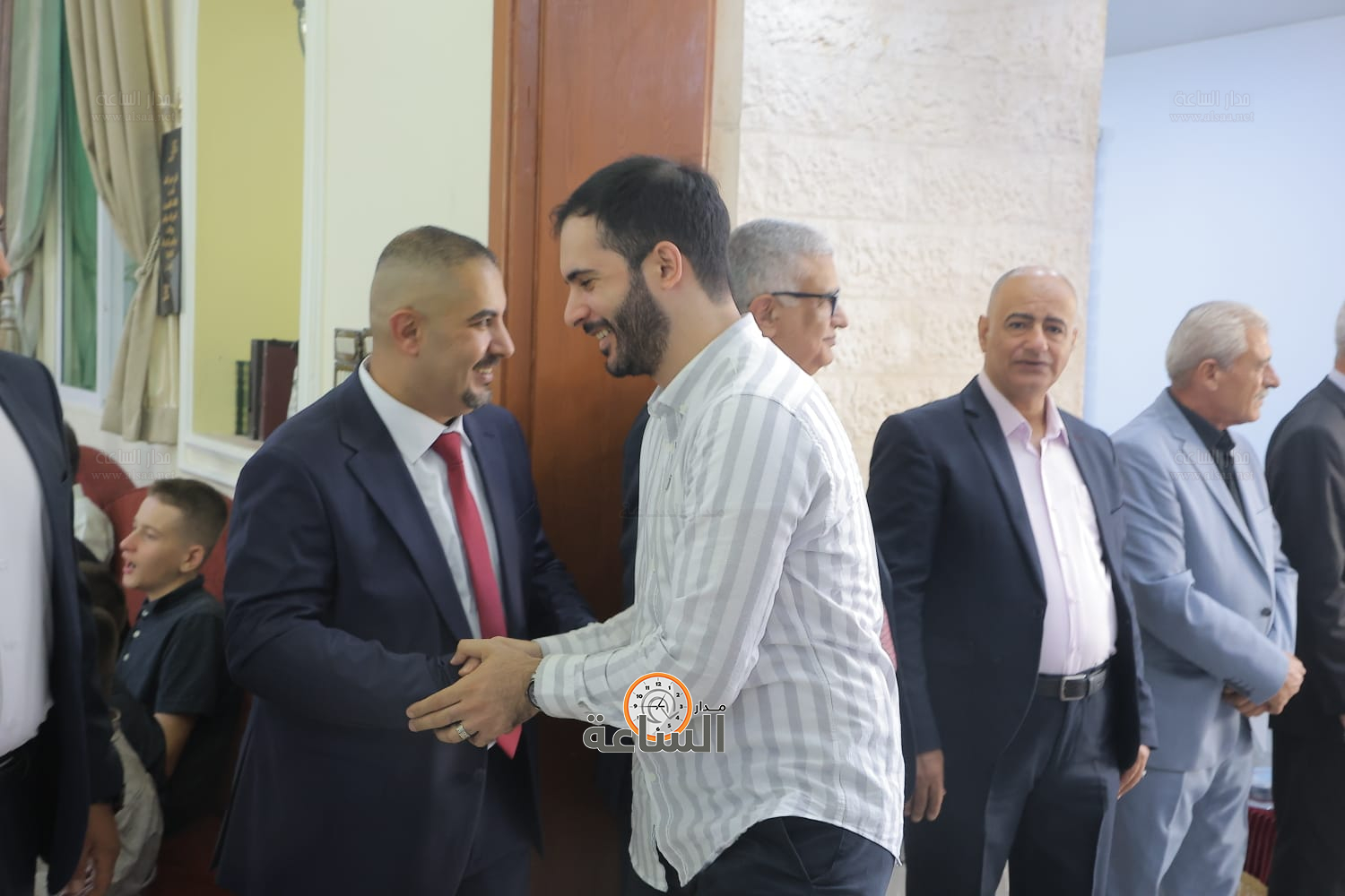 Madar Al-Saa Images 0.3843843761117398