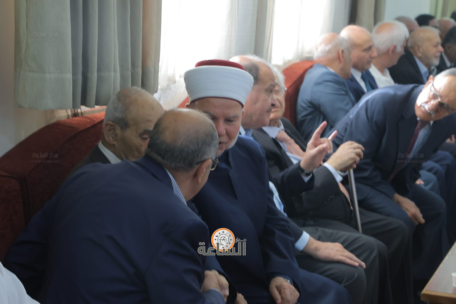 Madar Al-Saa Images 0.04528620804843286