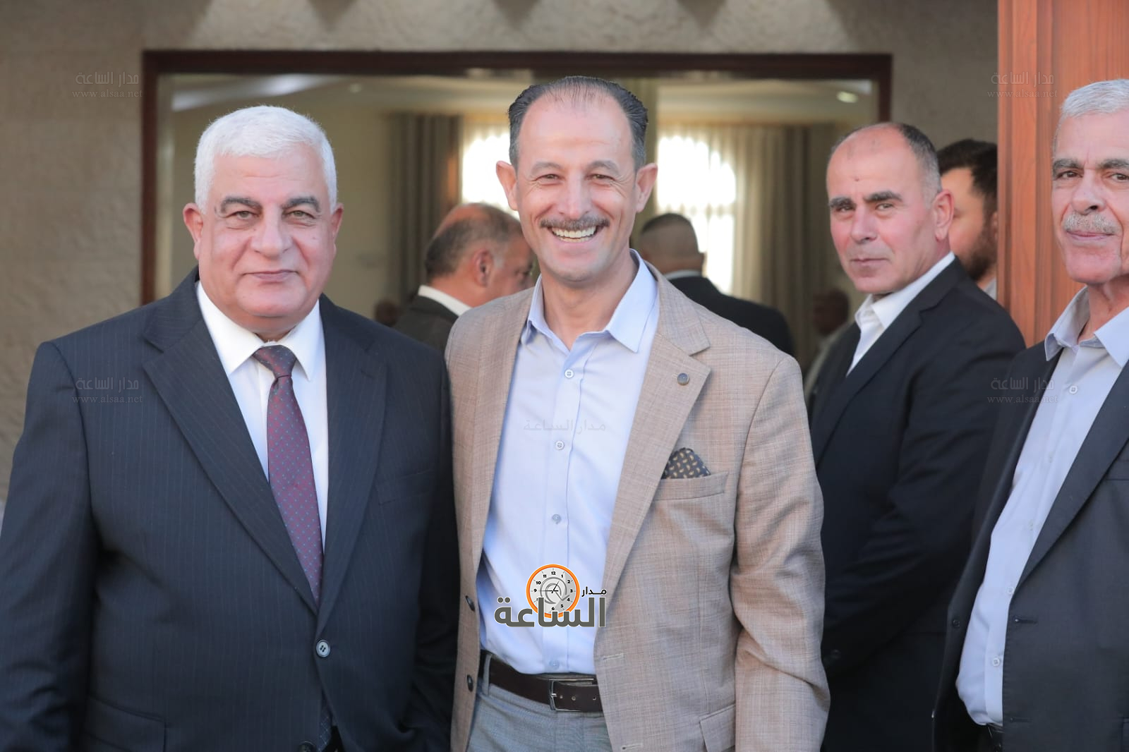 Madar Al-Saa Images 0.8452129645361215