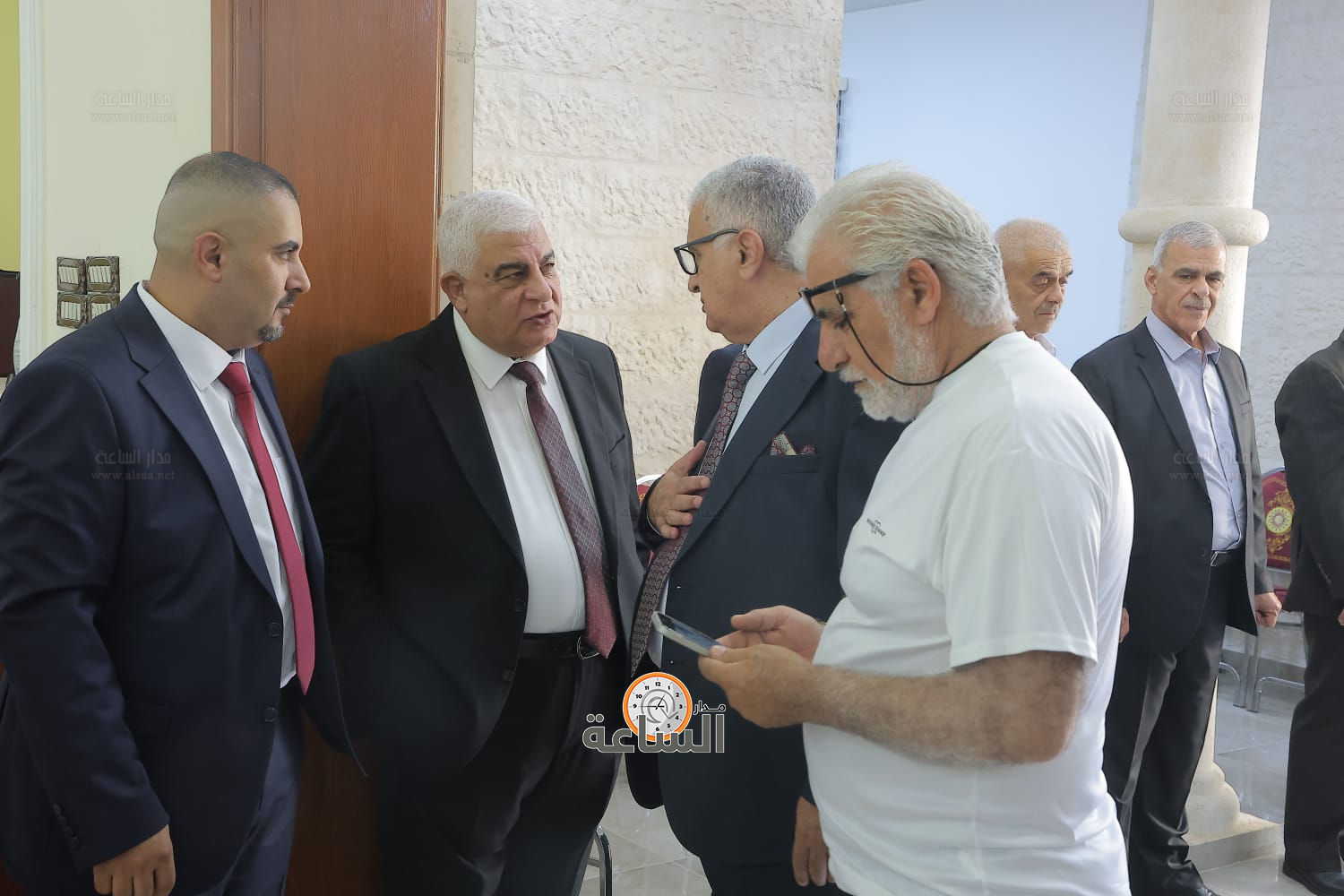 Madar Al-Saa Images 0.03173701688105679