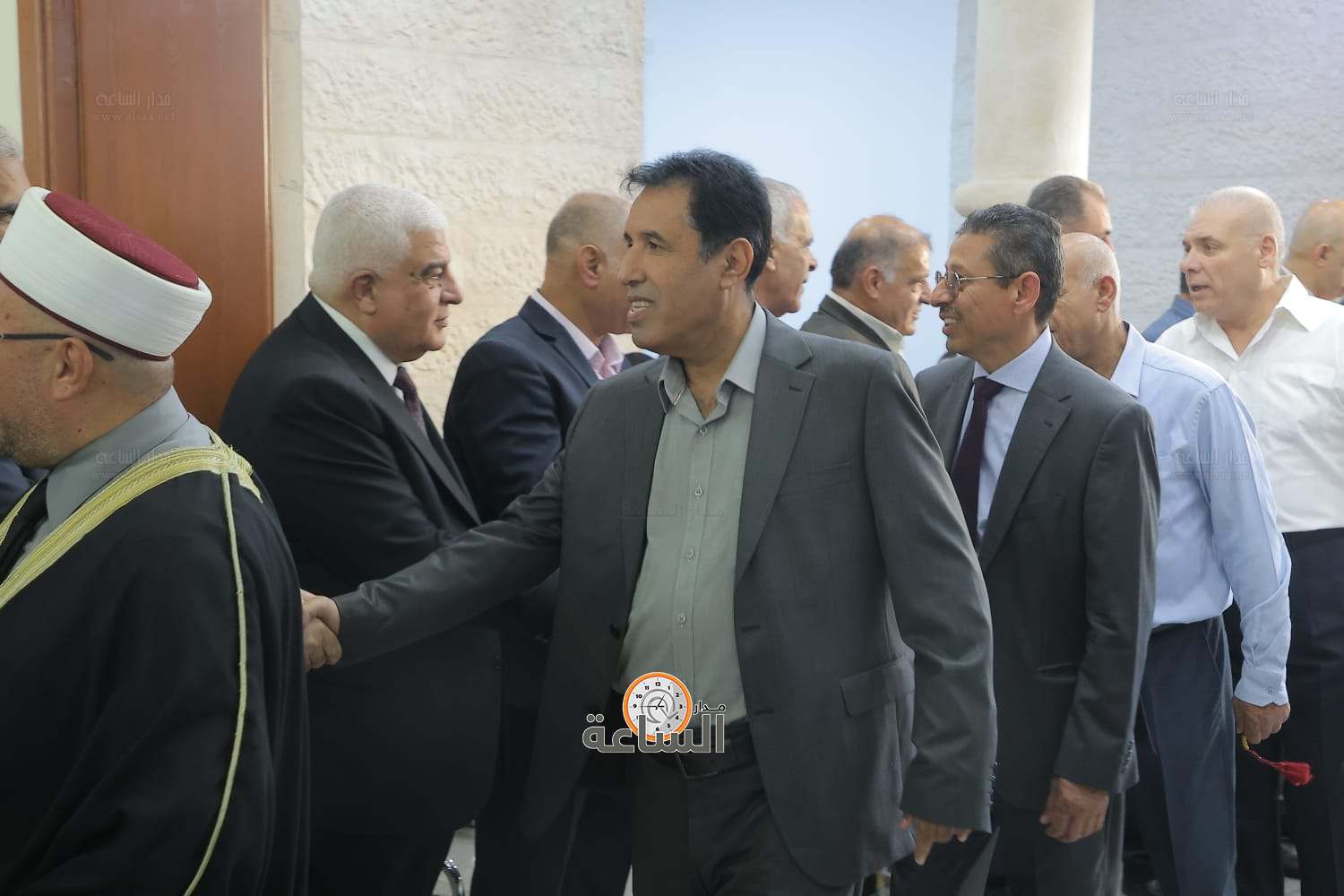 Madar Al-Saa Images 0.564800555582907