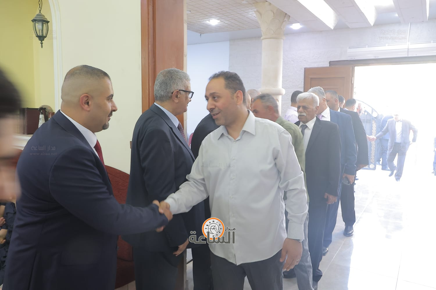 Madar Al-Saa Images 0.5114125927858169