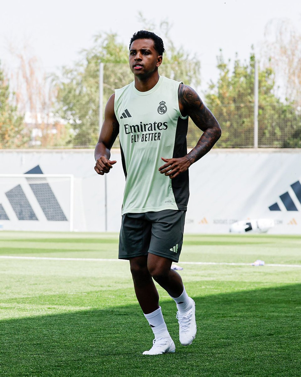 Madar Al-Saa Images 0.13394543615809118