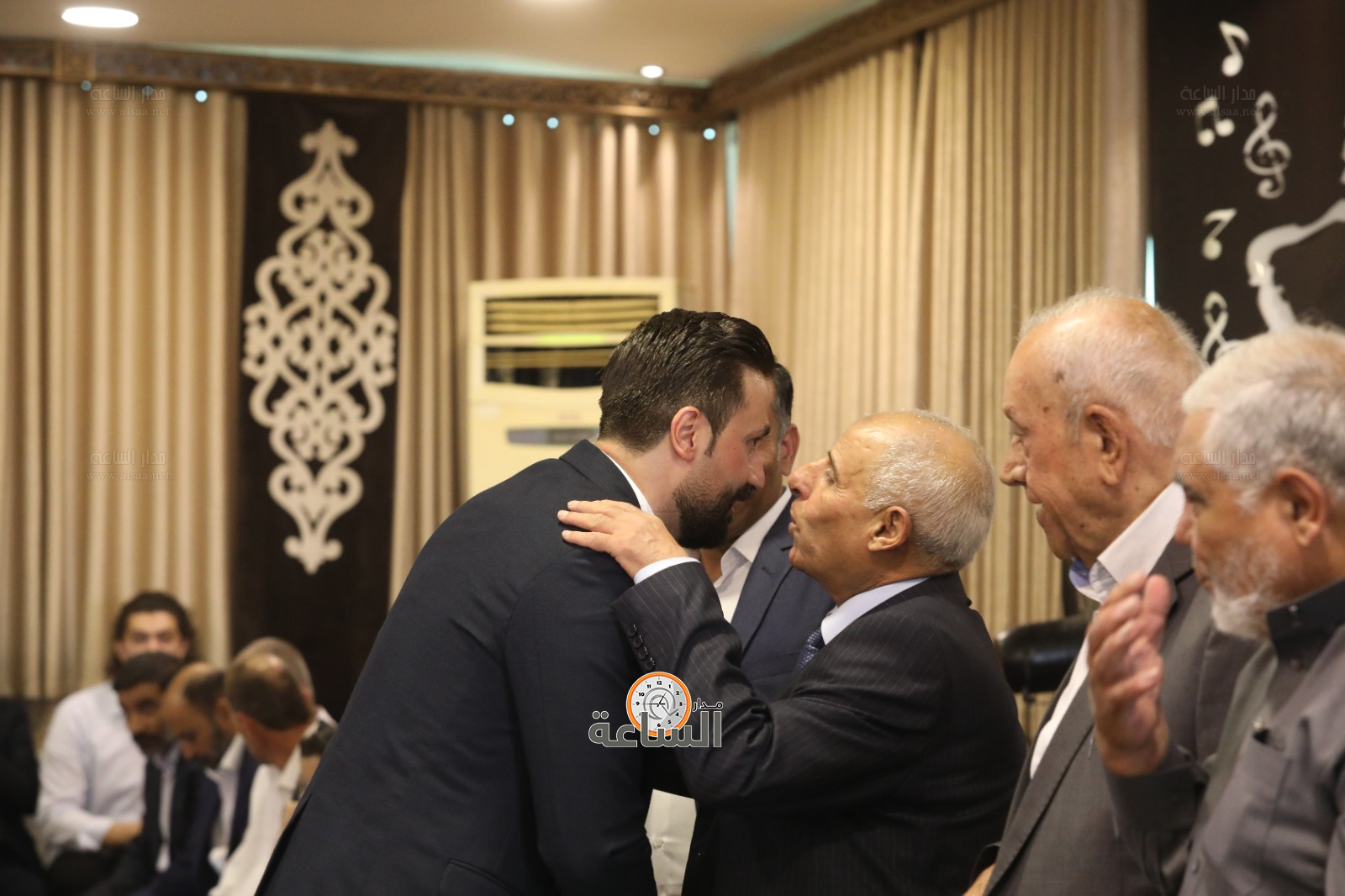 Madar Al-Saa Images 0.6958962828762564