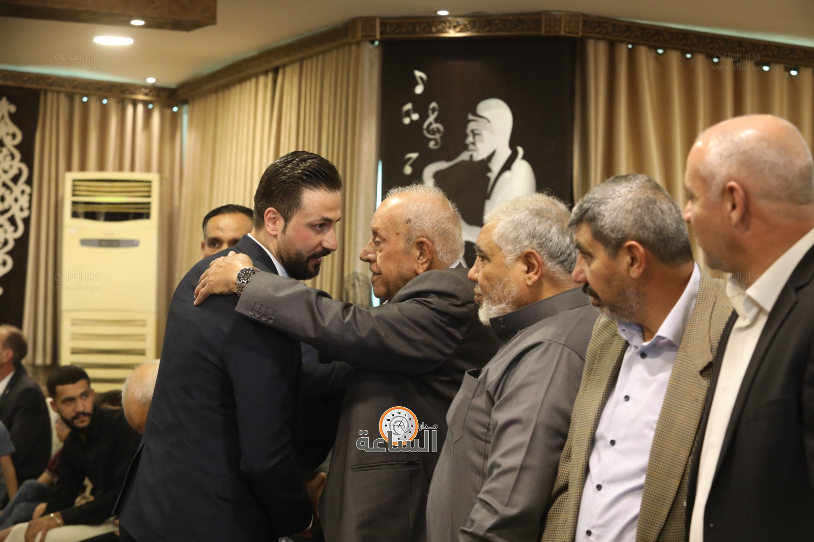 Madar Al-Saa Images 0.0459715055453942