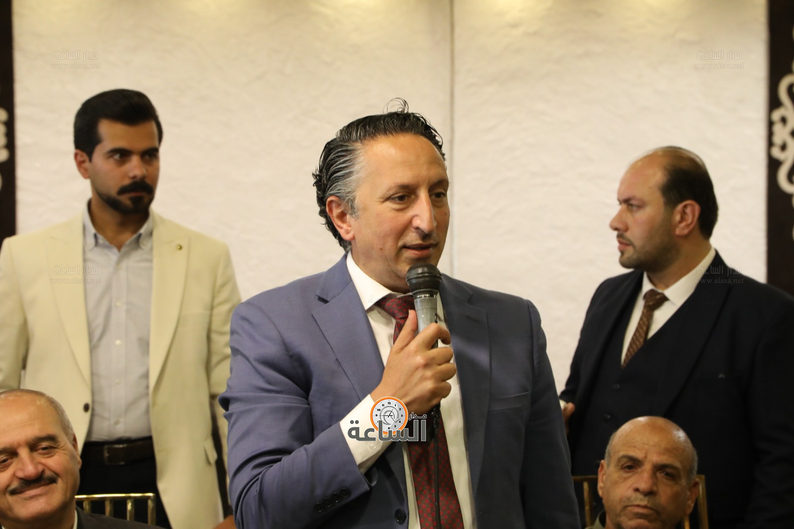 Madar Al-Saa Images 0.013977405351856764