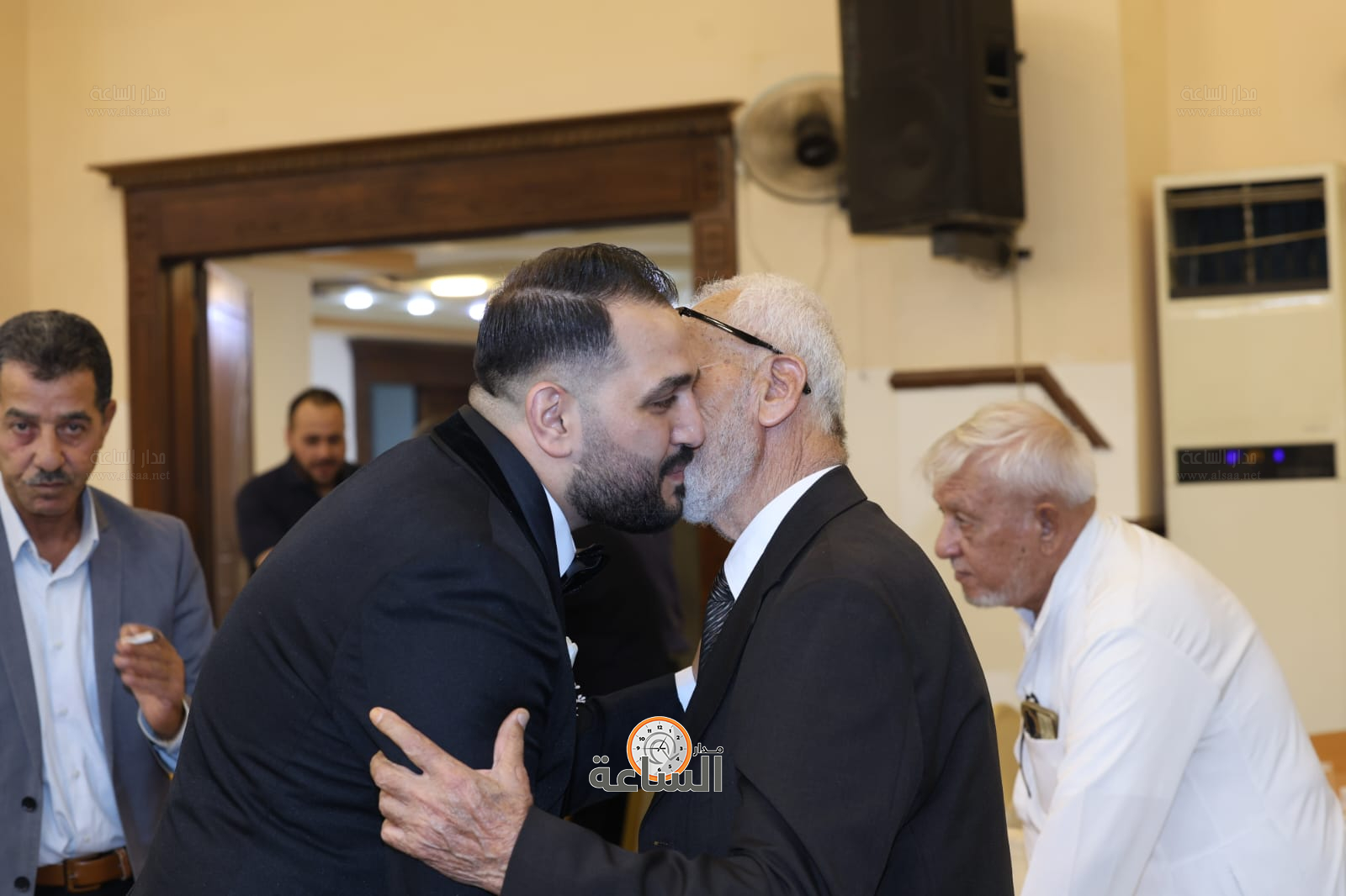 Madar Al-Saa Images 0.708831950022882