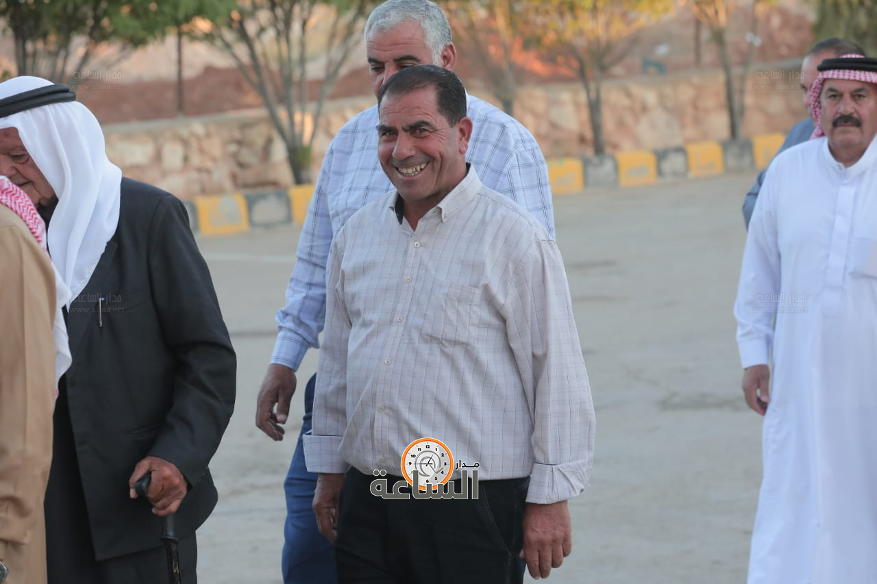 Madar Al-Saa Images 0.46546650520933075