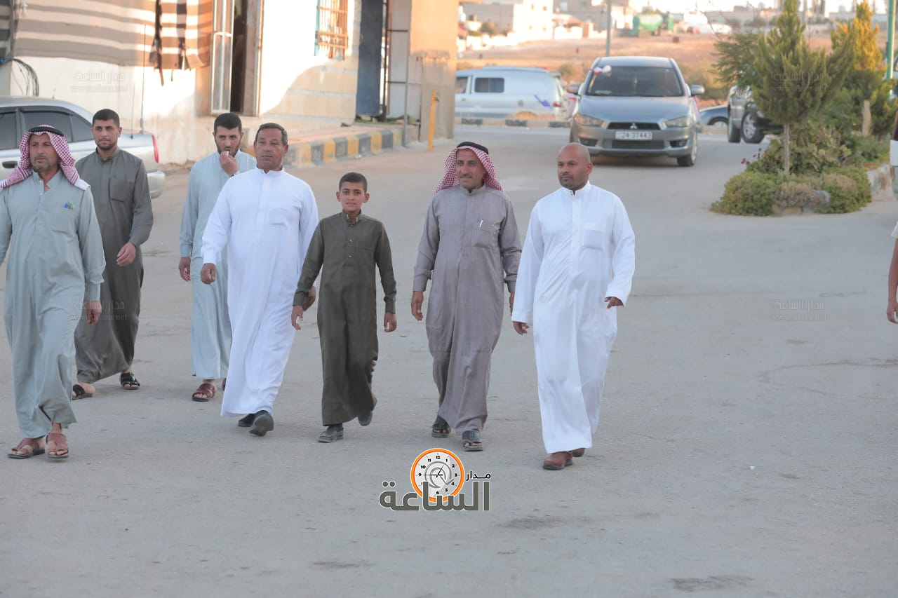 Madar Al-Saa Images 0.7856049008964776