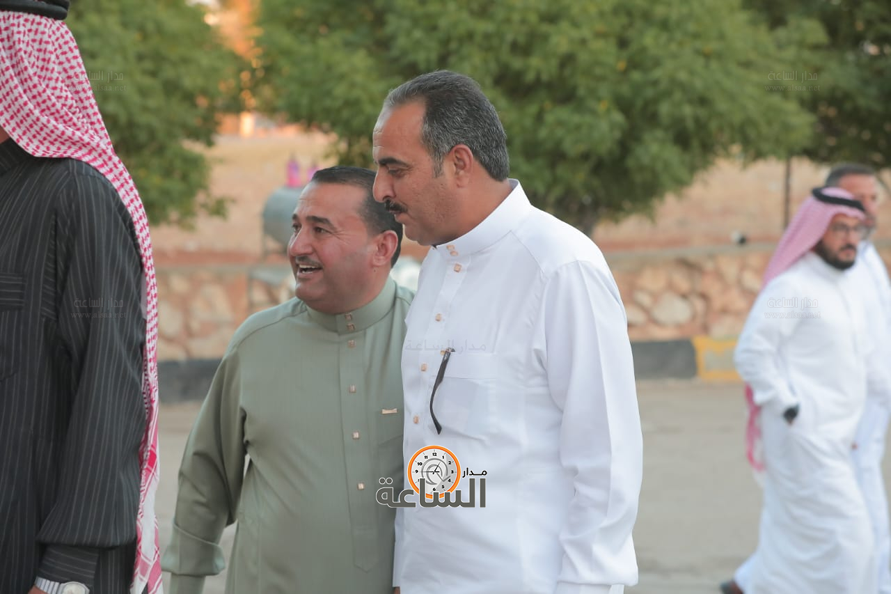 Madar Al-Saa Images 0.48998652664718156