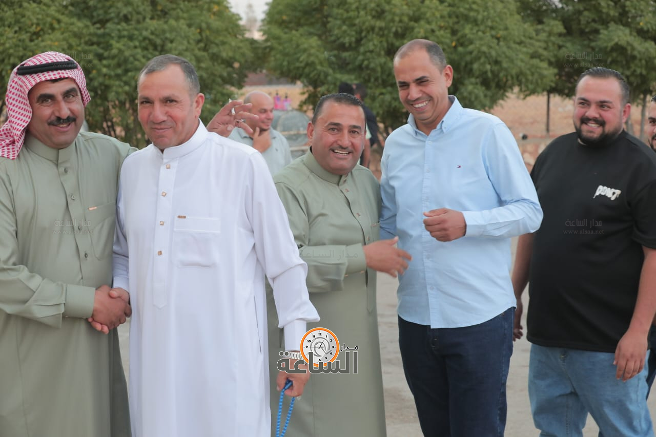 Madar Al-Saa Images 0.437927713974827