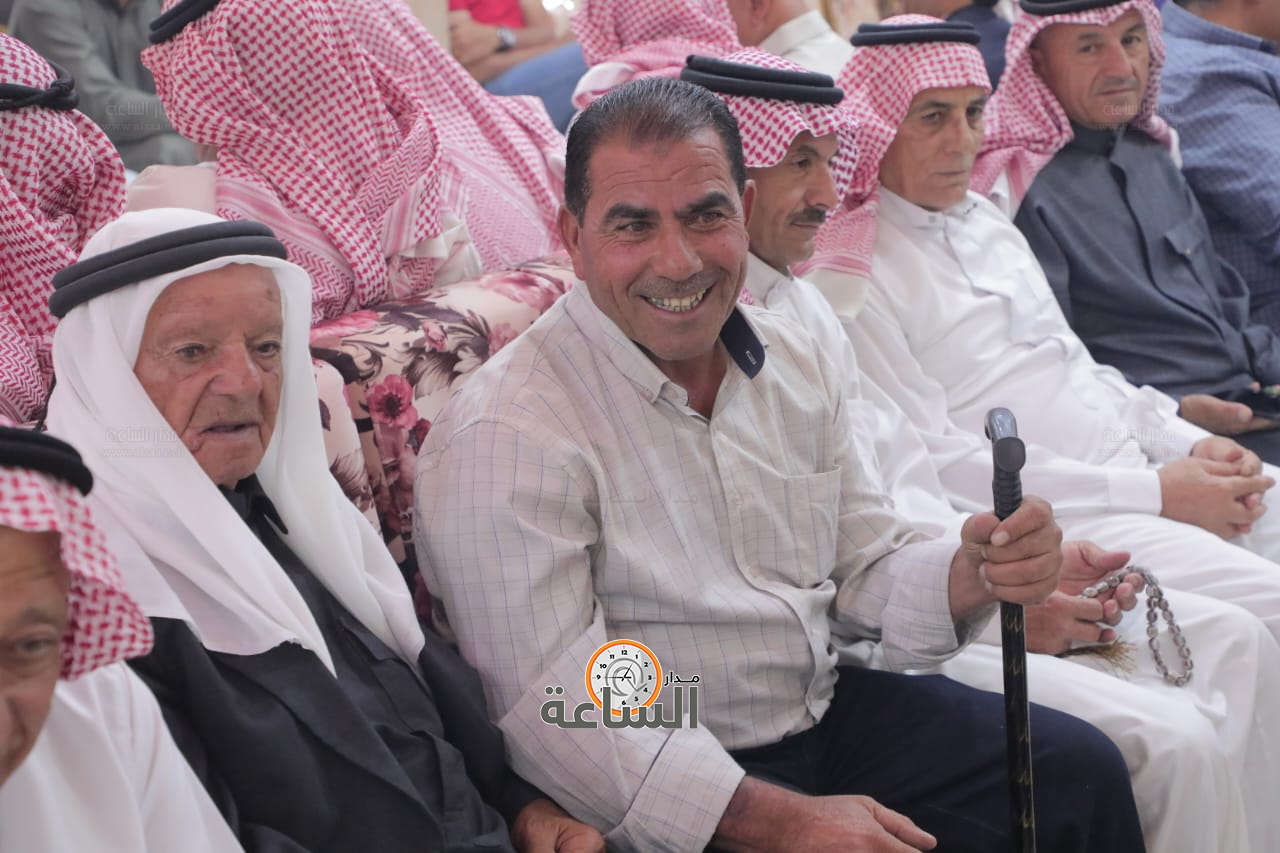 Madar Al-Saa Images 0.8370195193228928