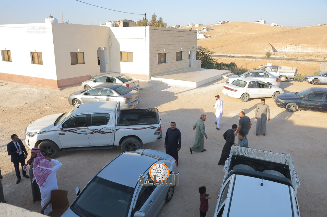 Madar Al-Saa Images 0.8176190871328641