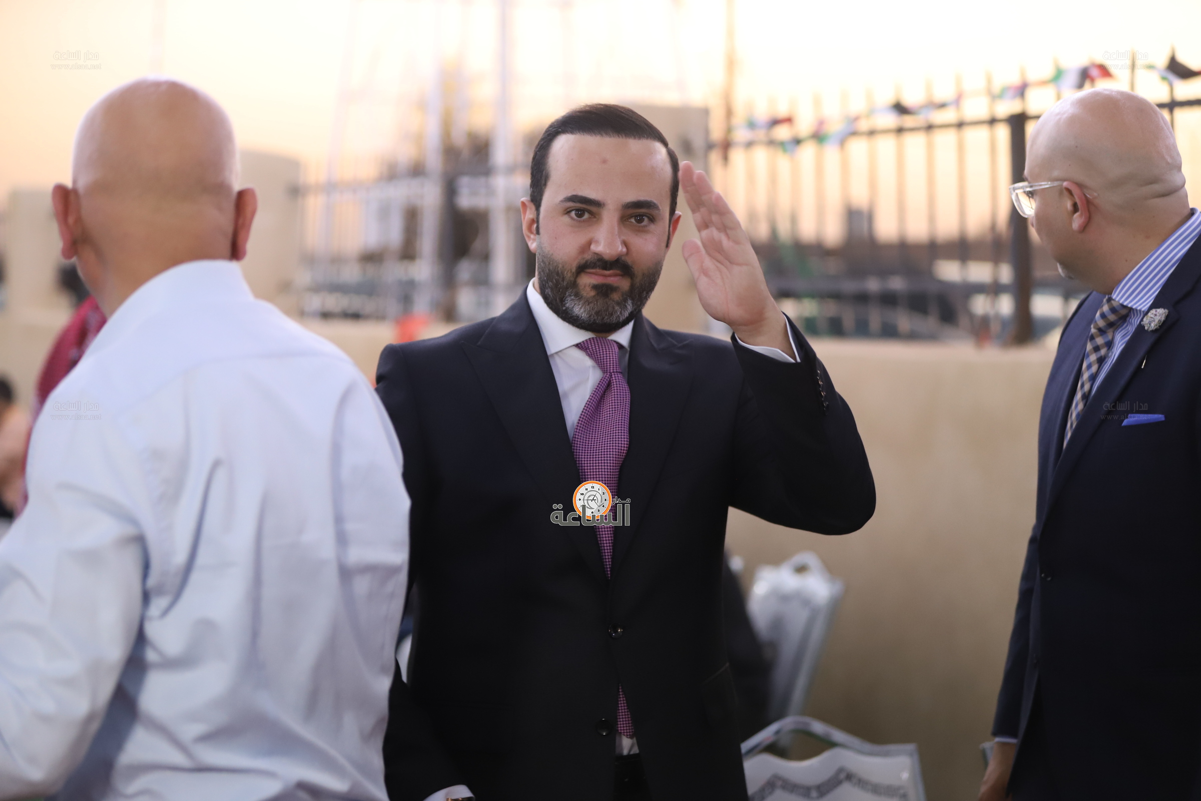 Madar Al-Saa Images 0.3287825734349509