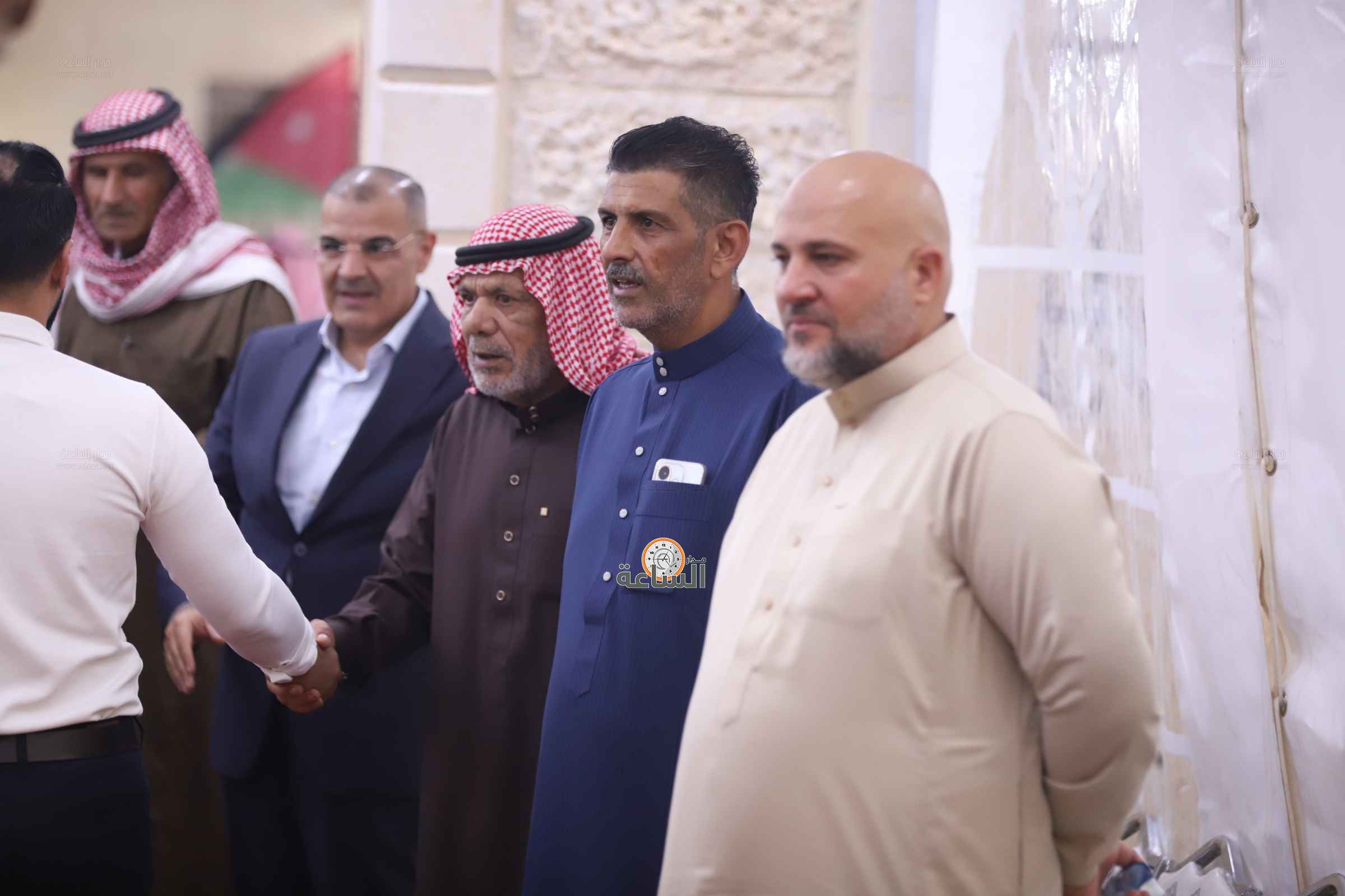 Madar Al-Saa Images 0.3777229947497531