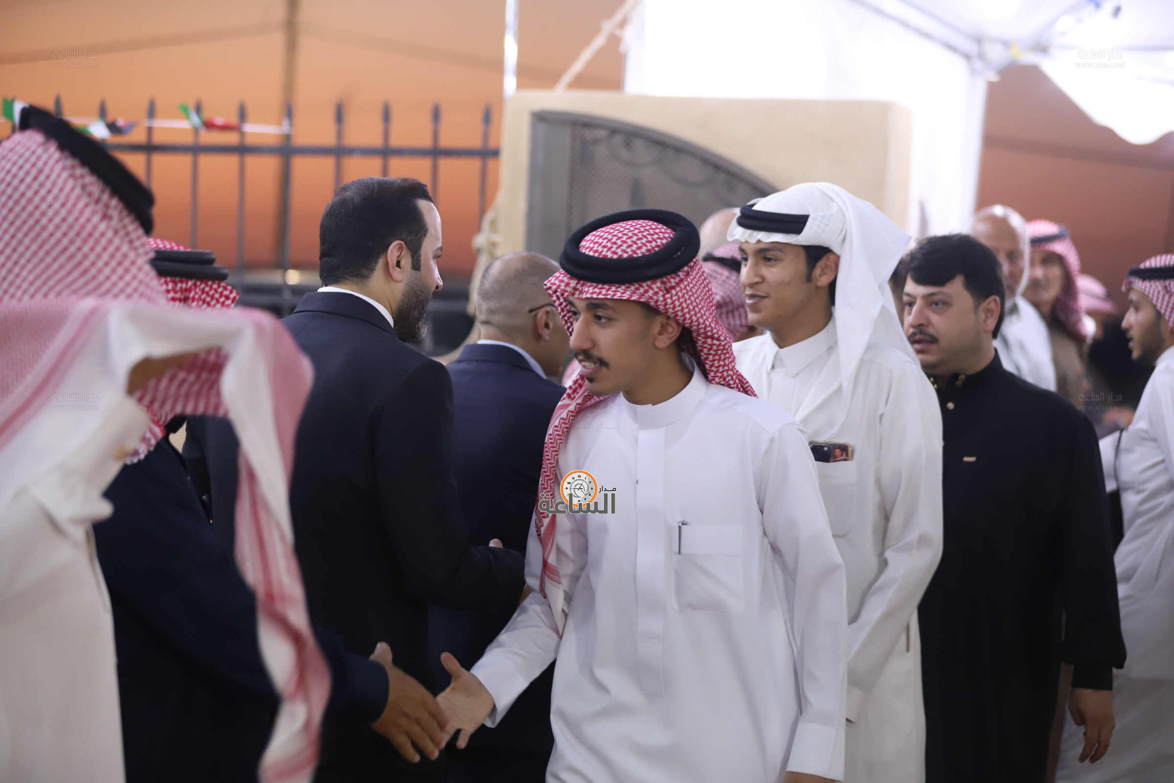 Madar Al-Saa Images 0.6501025931799886